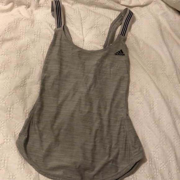 Adidas Racerback Active Top Size Small - Picture 1 of 7